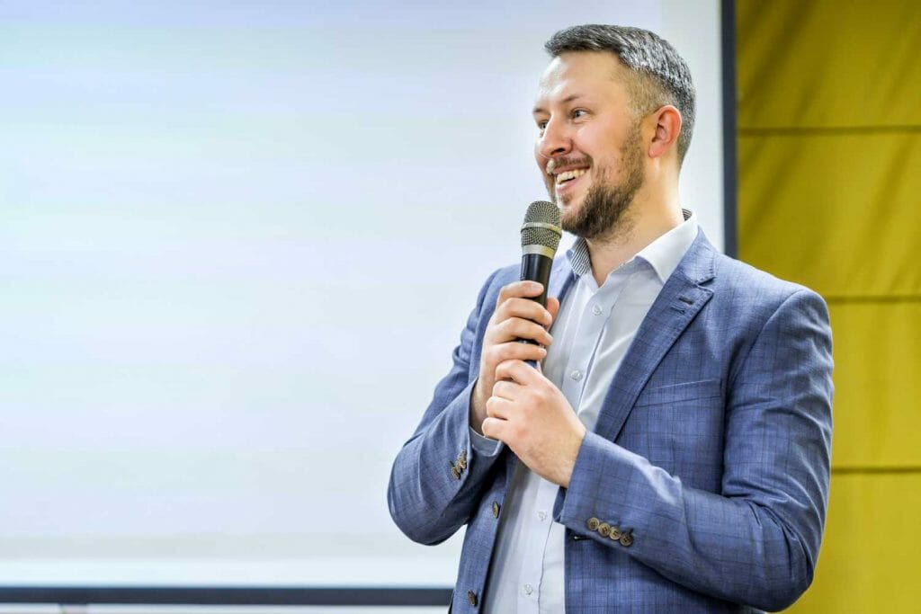 convincing presenter